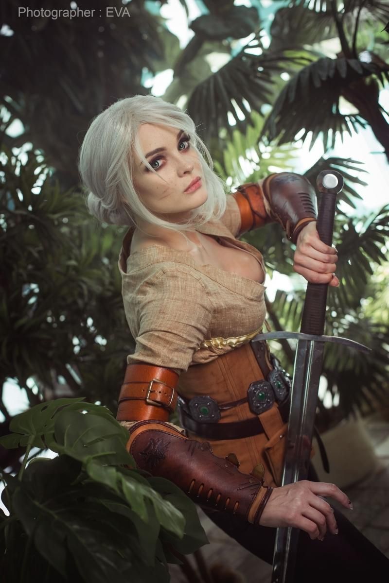 Косплей на Цири из The Witcher 3: Wild Hunt. Косплеер: София Летяго. Фотограф: Ева Давыдова. Источник: https://vk.com/sansreve