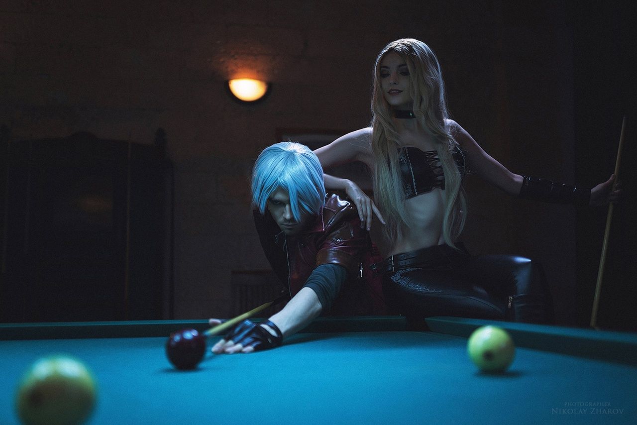 Косплей на Триш и Данте из Devil May Cry. Косплееры: Алиса Шпигель, Викентий Шевырин. Фотограф: Николай Жаров. Источник: vk.com/nikolay_photogroup