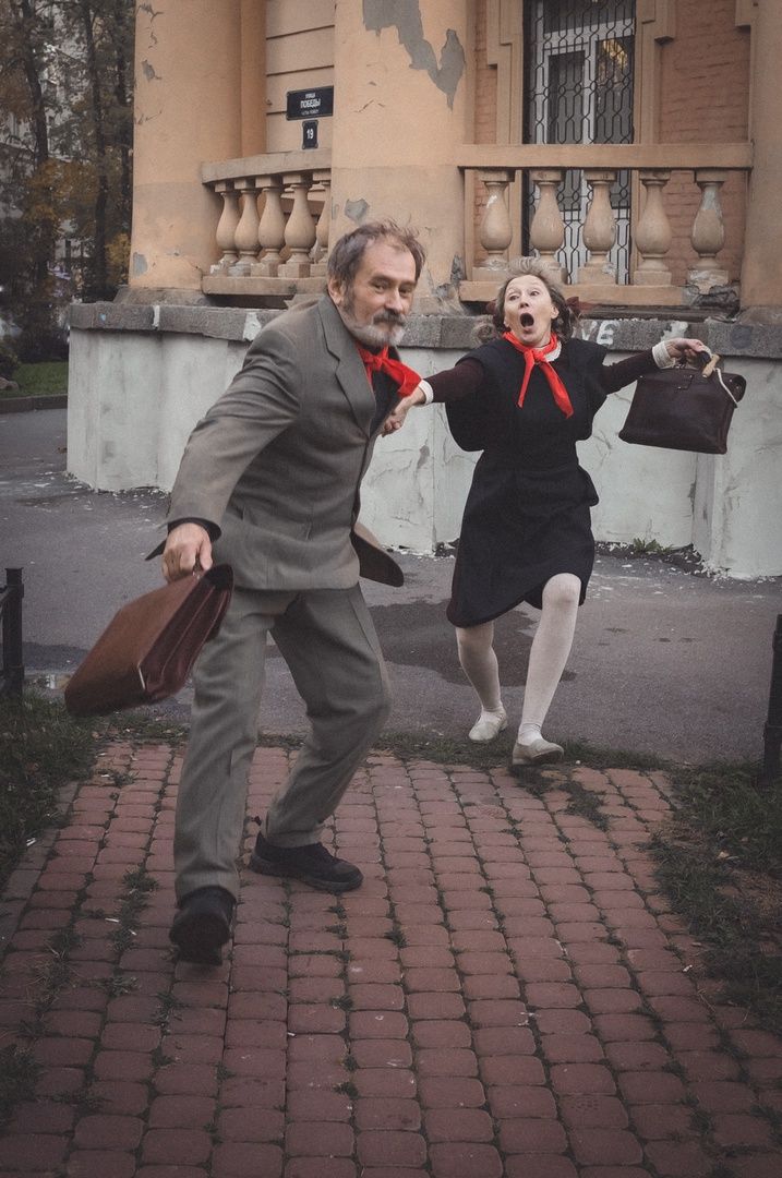 Косплей на персонажей фильма «Сказка о потерянном времени». Косплееры: Марина Бадьянова и Виктор Плетенской. Герои: Маруся Зубова и Петя Морозов.