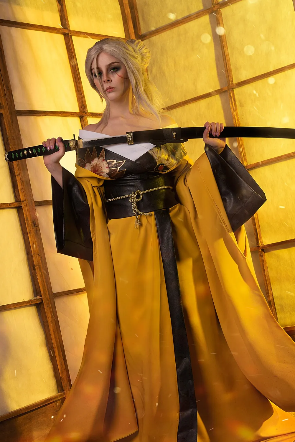 Косплей на японскую версию Цири из The Witcher 3 | Источник: hellyvalentine_cosplay