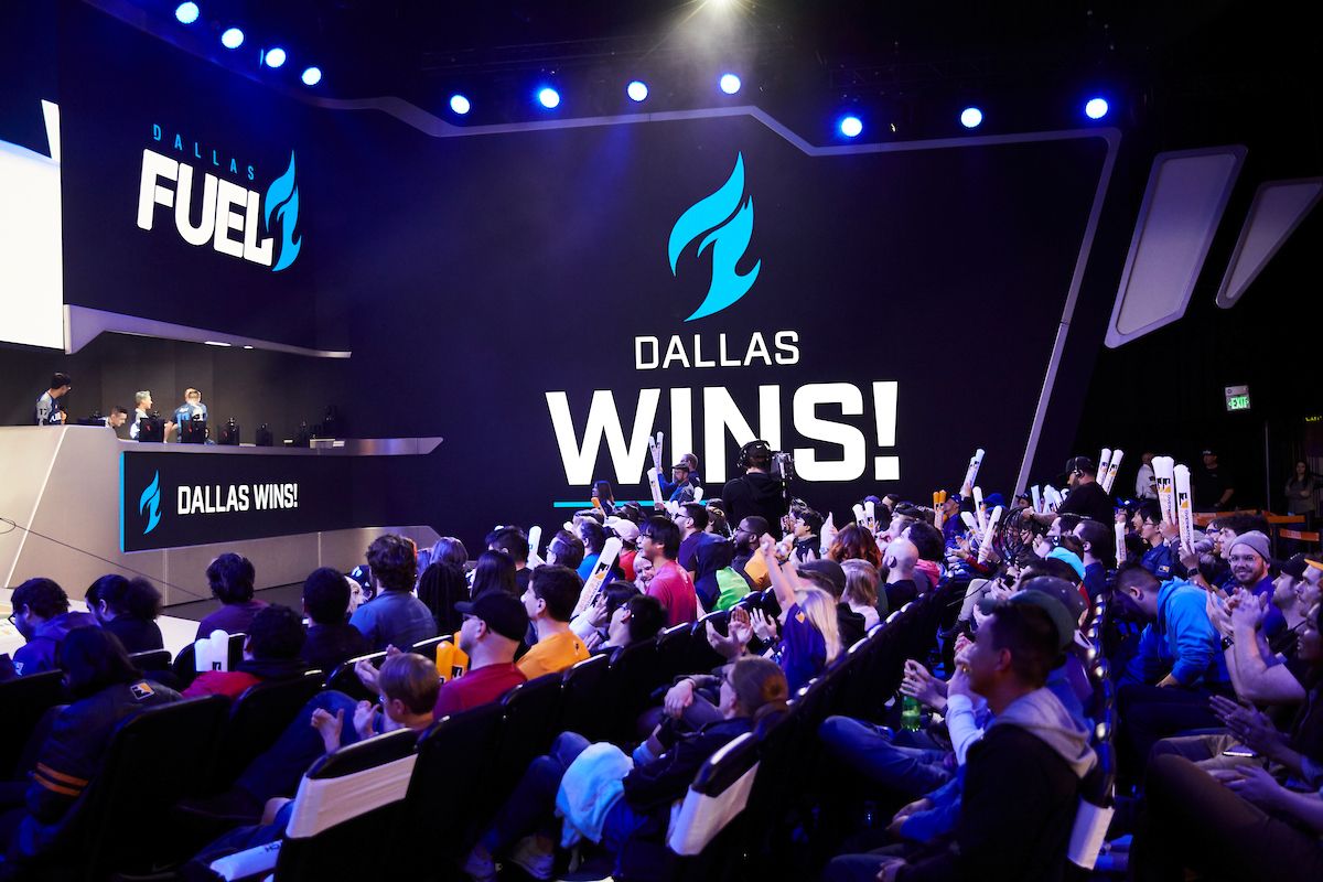 Болельщики Dallas Fuel