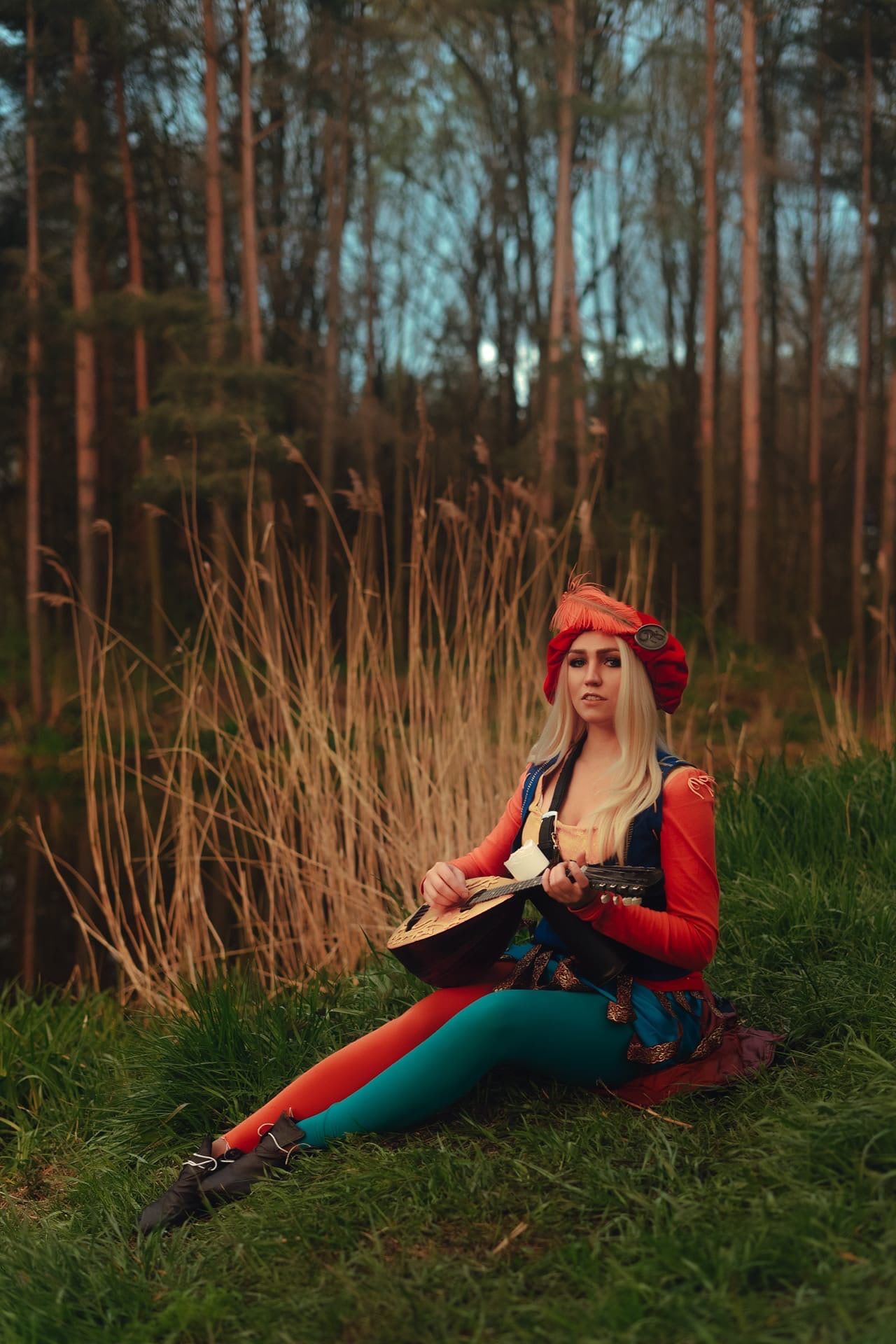 Косплей на Присциллу из The Witcher 3. Косплеер: Freya Veles. Фотограф: Фёкла Баклажанова. Источник: vk.com/freyavelescosplay