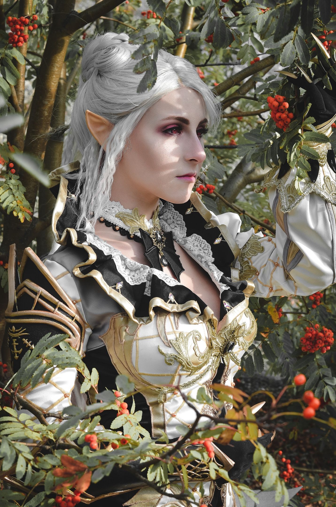 Косплей на камаэля из Lineage II. Модель: Роксолана Ридель. Источник: vk.com/roxolanacosplay