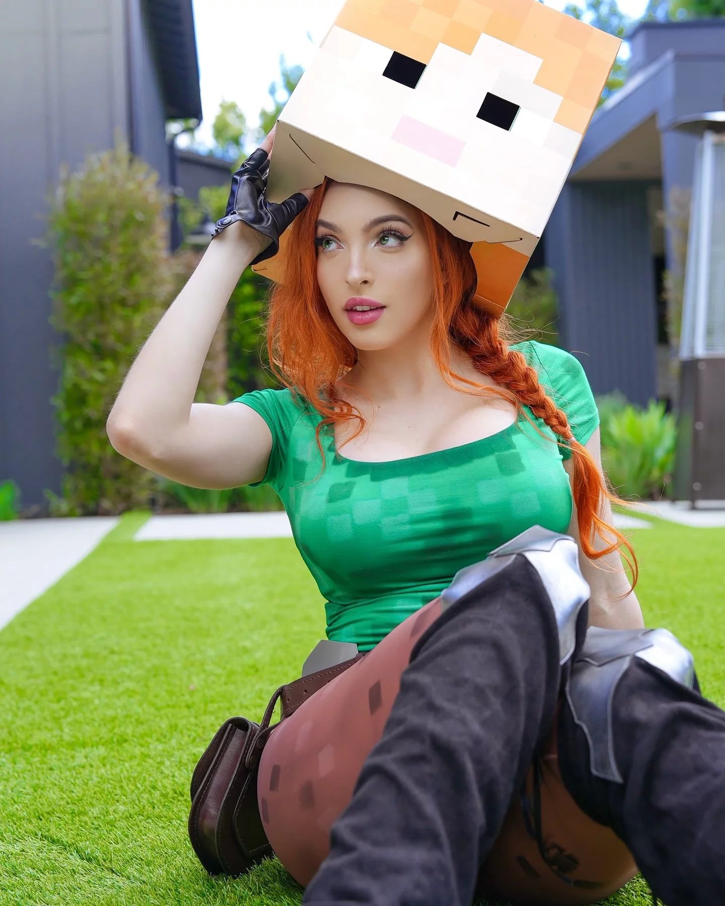 Косплей на Алекс из Minecraft. Модель Брианна Торрес. Источник: reddit.com/r/missbri