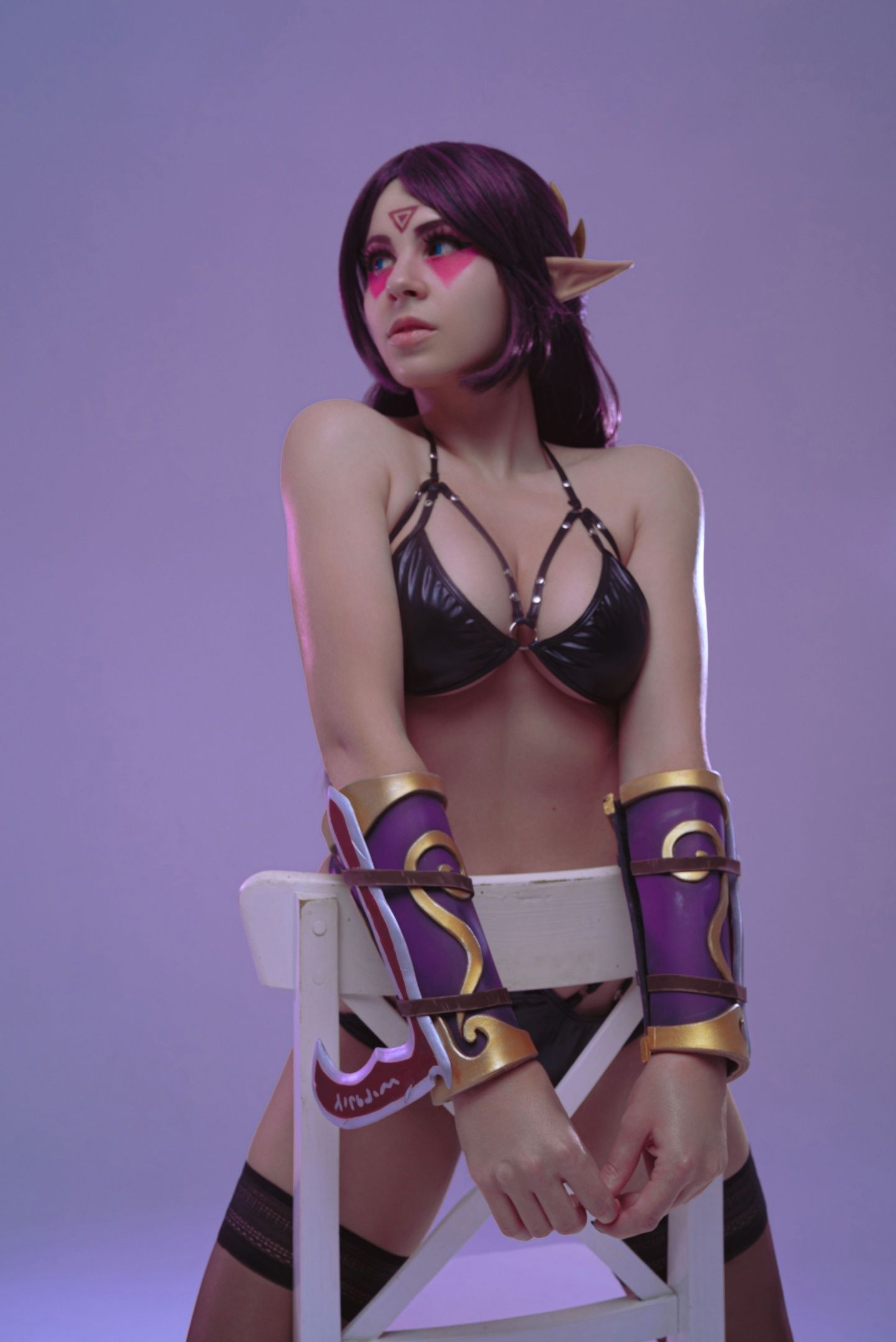 Косплей на Templar Assassin из Dota 2. Косплеер: Yuna Kairi. Источник: vk.com/yunakairicosplay