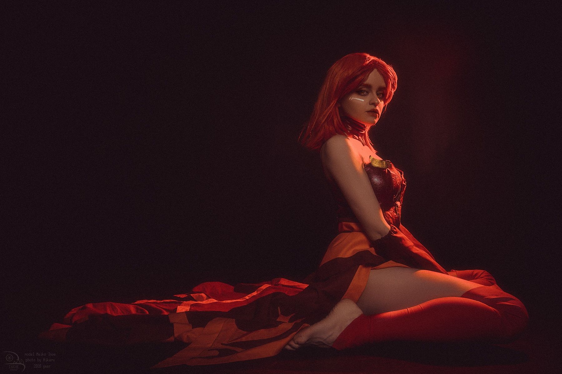 Косплей на Lina из Dota 2. Косплеер: Meiko Inoe. Фотограф: Hikaru. Источник: vk.com/inoecosplay