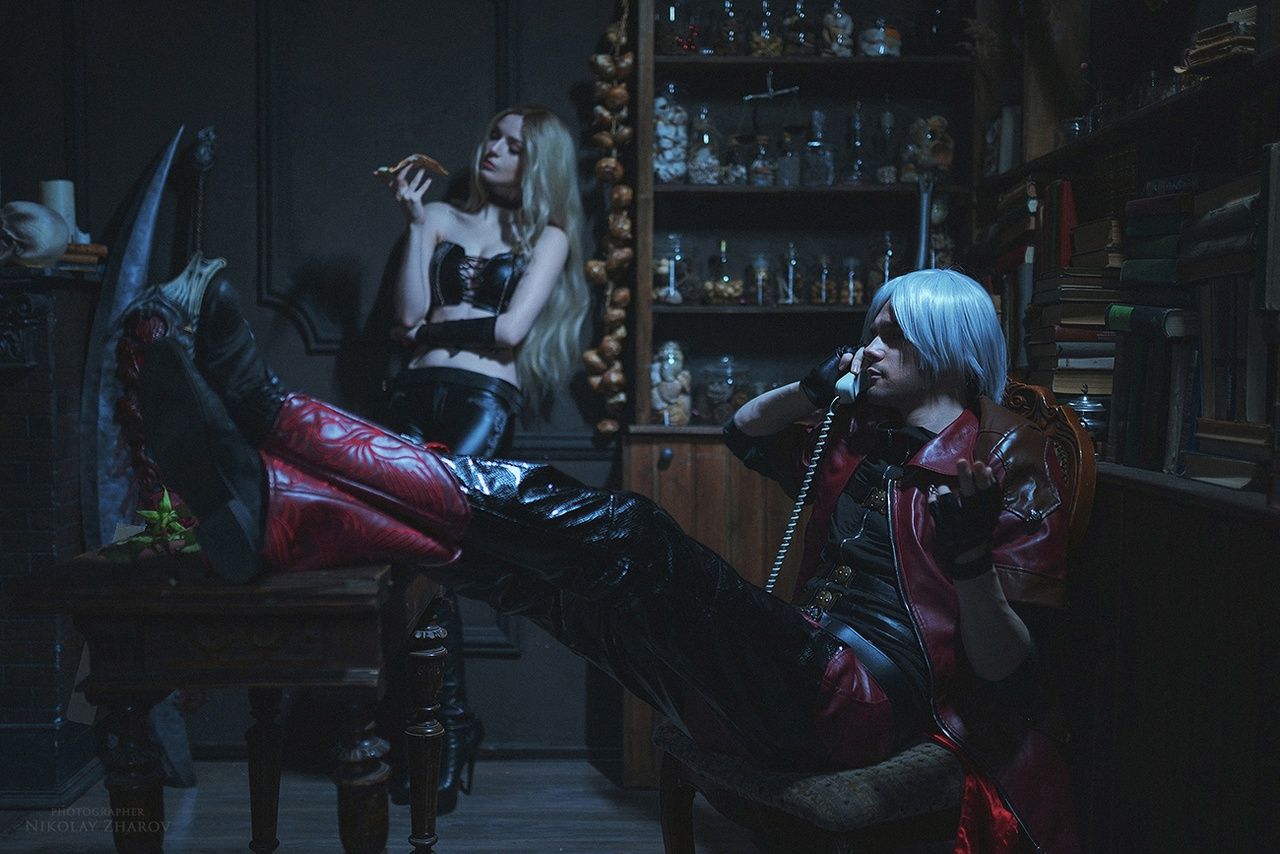 Косплей на Триш и Данте из Devil May Cry. Косплееры: Алиса Шпигель, Викентий Шевырин. Фотограф: Николай Жаров. Источник: vk.com/nikolay_photogroup