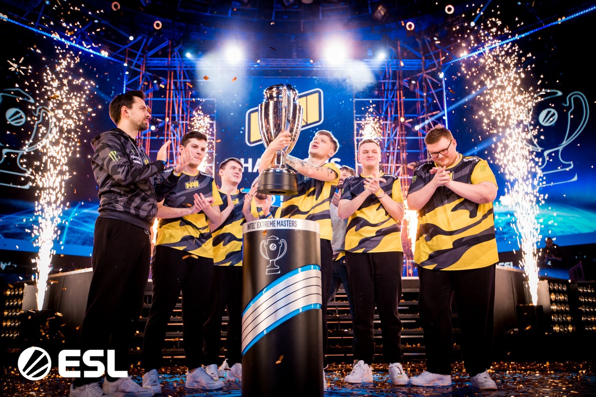 Камбек Gambit, успехи NAVI и первые шаги от ESIC — что хорошего было в Counter-Strike в грустном 2020 году?