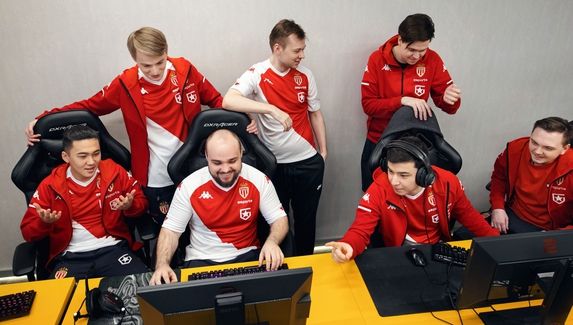 AS Monaco Gambit уступила Team Liquid в переигровках. 
Источник: AS Monaco Gambit