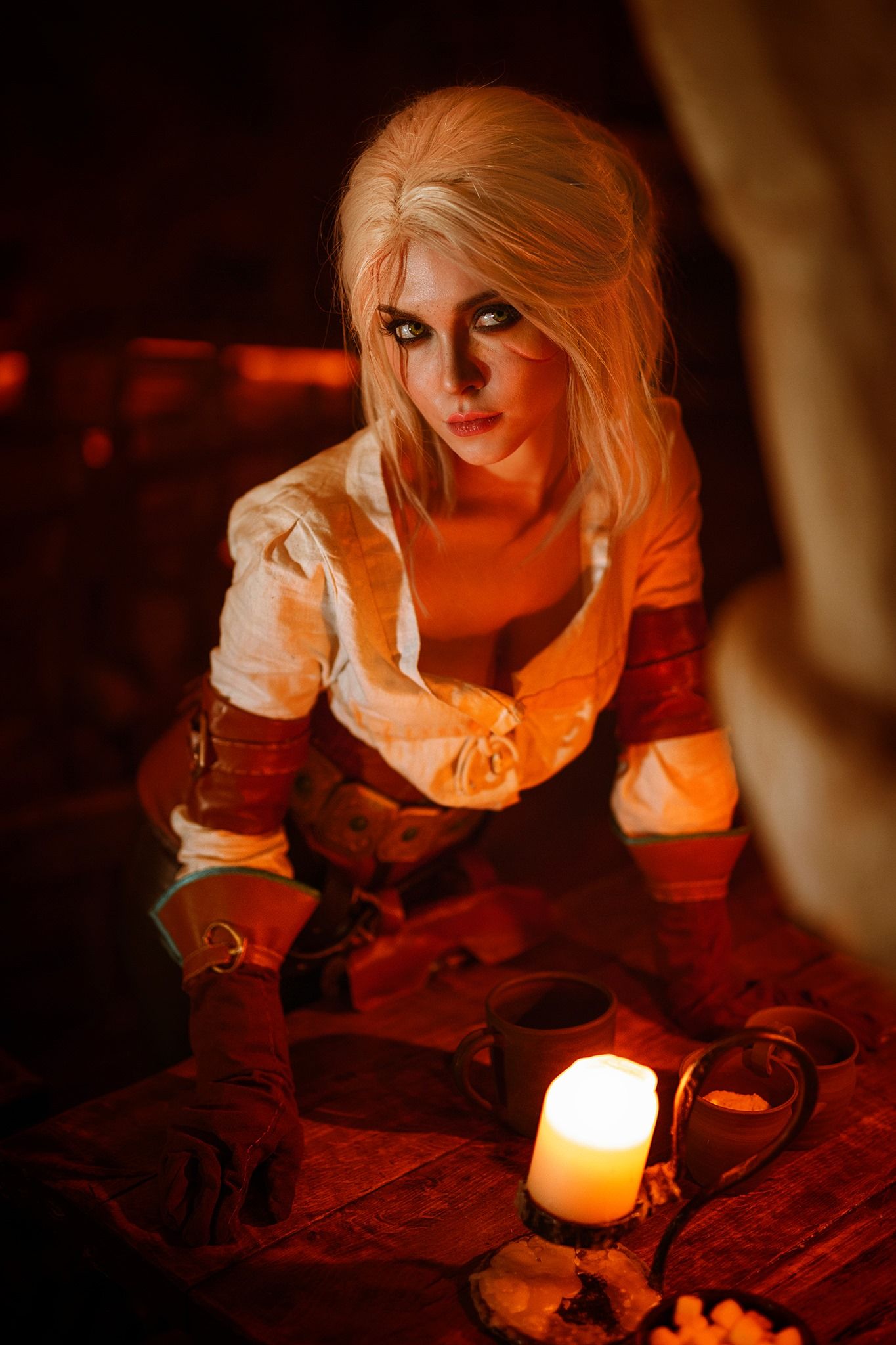 Косплей на Цири из The Witcher 3: Wild Hunt. Косплеер: Илона Бугаева. Фотограф: Eugene Art. Photograph. Источник: https://twitter.com/IlonaBugaeva