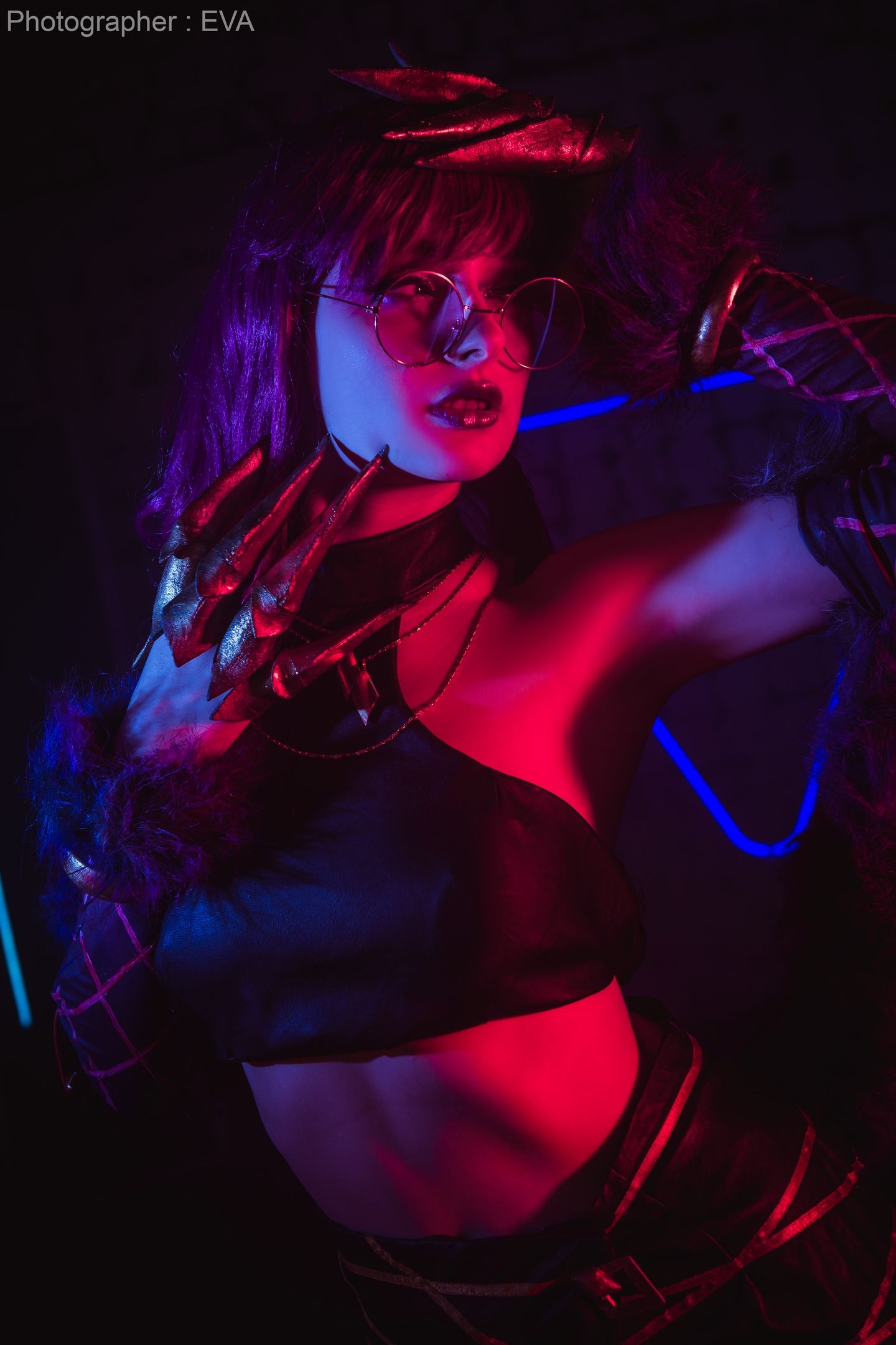 Косплей на Evelynn из K/DA. Фотограф: Ева Давыдова. Косплеер: Дарья Химэ. Источник: vk.com/eva_cosplay_photo