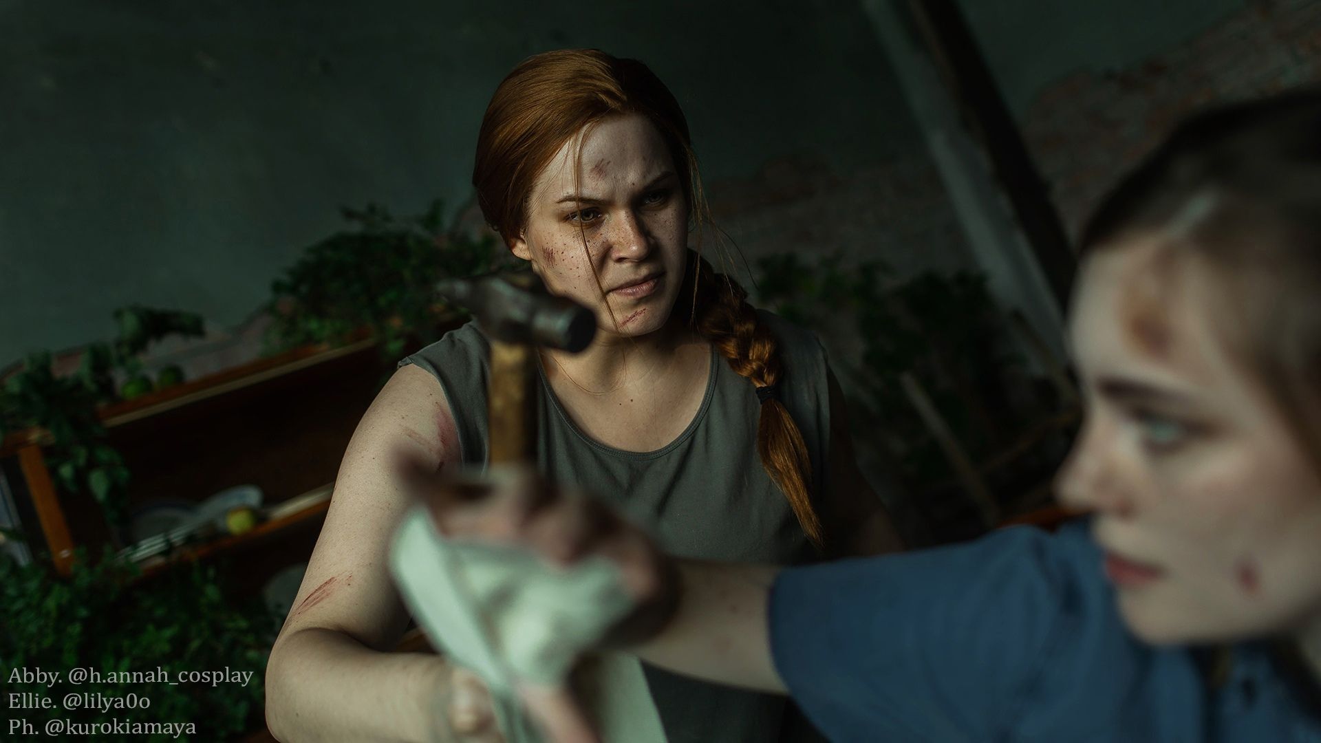 Косплей на Эбби и Элли из The Last of Us Part II. Косплееры Hanna и LilyaOo. Фотограф: Tuturu. Источник: vk.com/hannacosplaypage