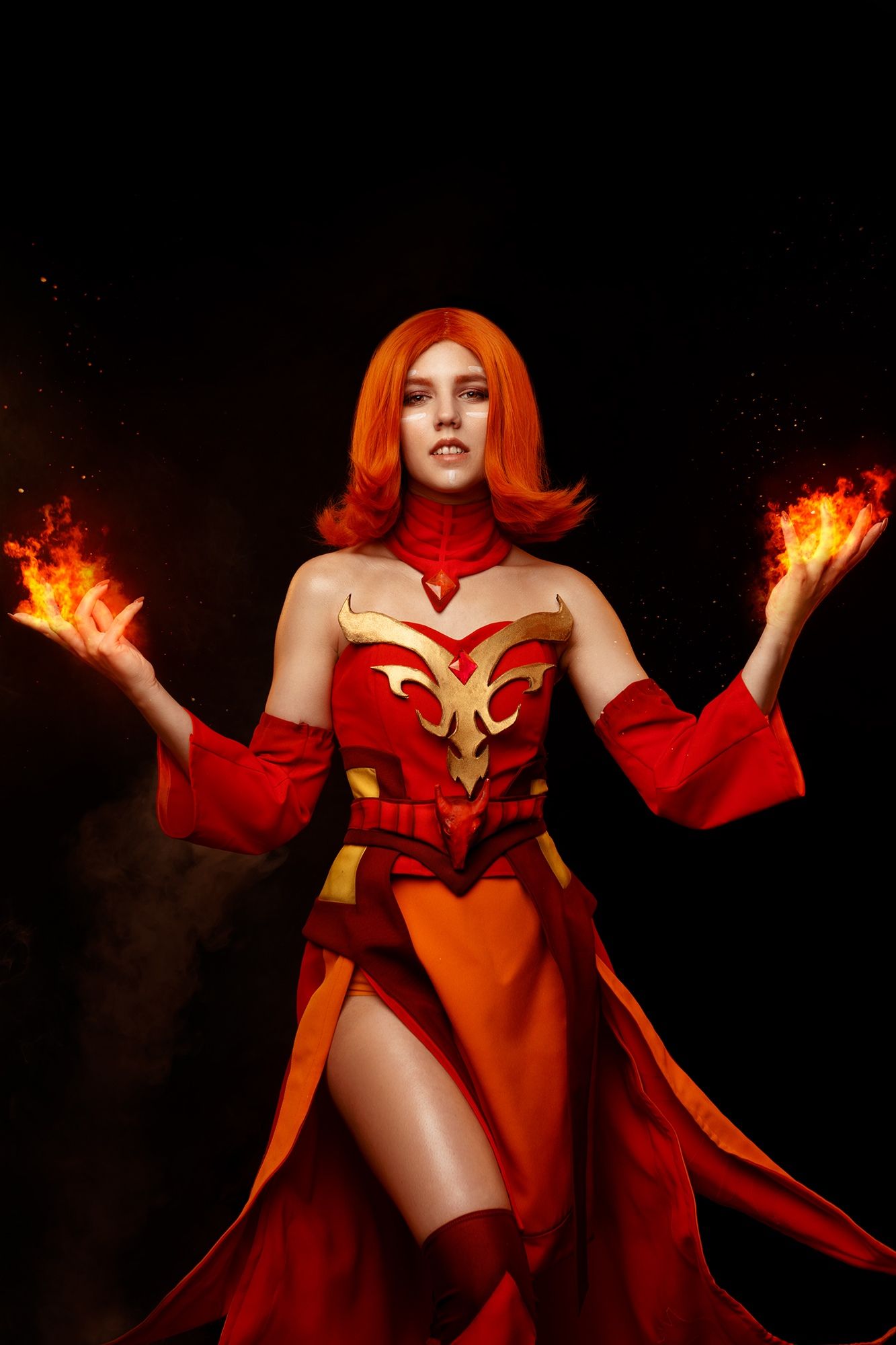 Косплей на Lina из Dota 2. Косплеер: Дуся Ростовцева. Фотограф: Дарья Мезенцева. Источник: vk.com/torati