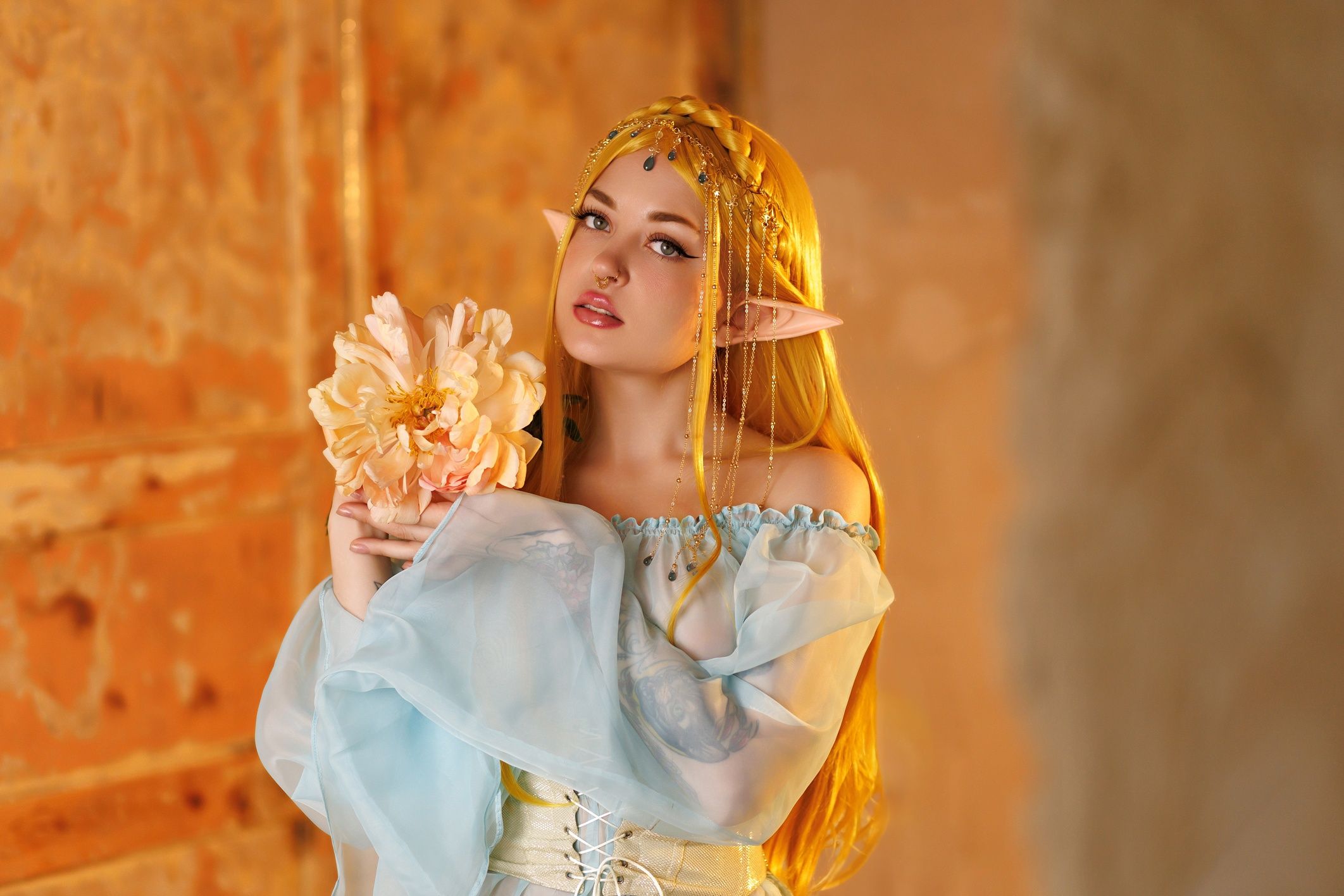 Косплей на принцессу Зельду из  The Legend of Zelda. Косплеер: Алина Сагнак. Фотограф: Ирина Сеидова. Источник фото: vk.com/zukomiw