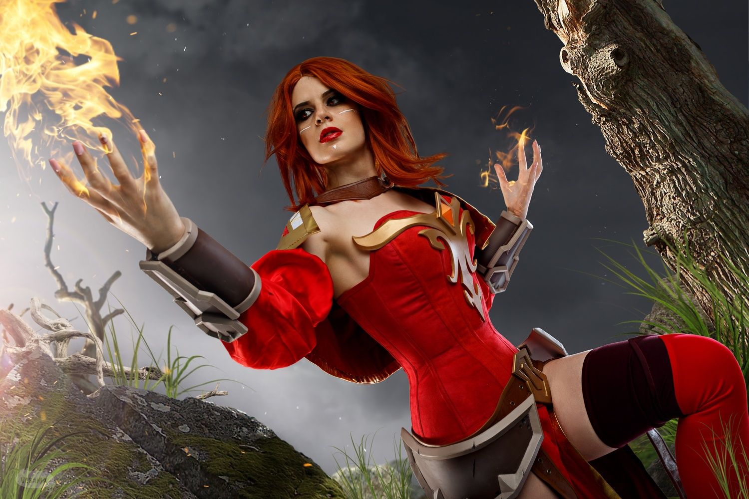 Косплей на Lina из Dota 2. Косплеер: Aneli. Фотограф: VESANIA. Источник: «ВКонтакте».