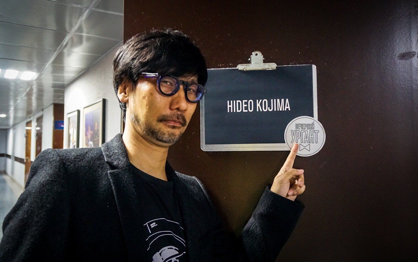 Хидэо Кодзима на шоу &laquo;Вечерний Ургант&raquo;. Источник: instagram.com/hideo_kojima/