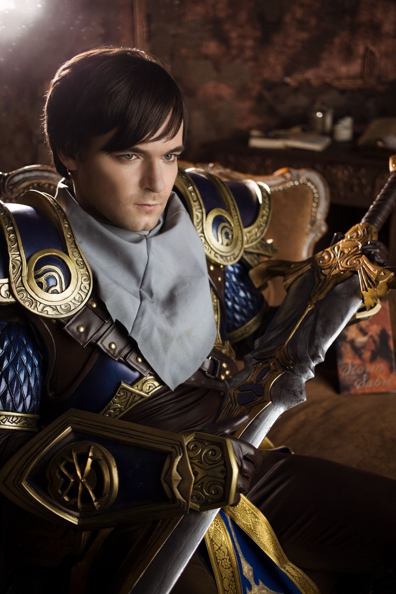 Косплей на Garen из League of Legends. Косплеер: WindWalk | vk.com/windwalk_in_cosplay. Фотограф: Рина Нерина. Источник: vk.com/nerinaphoto