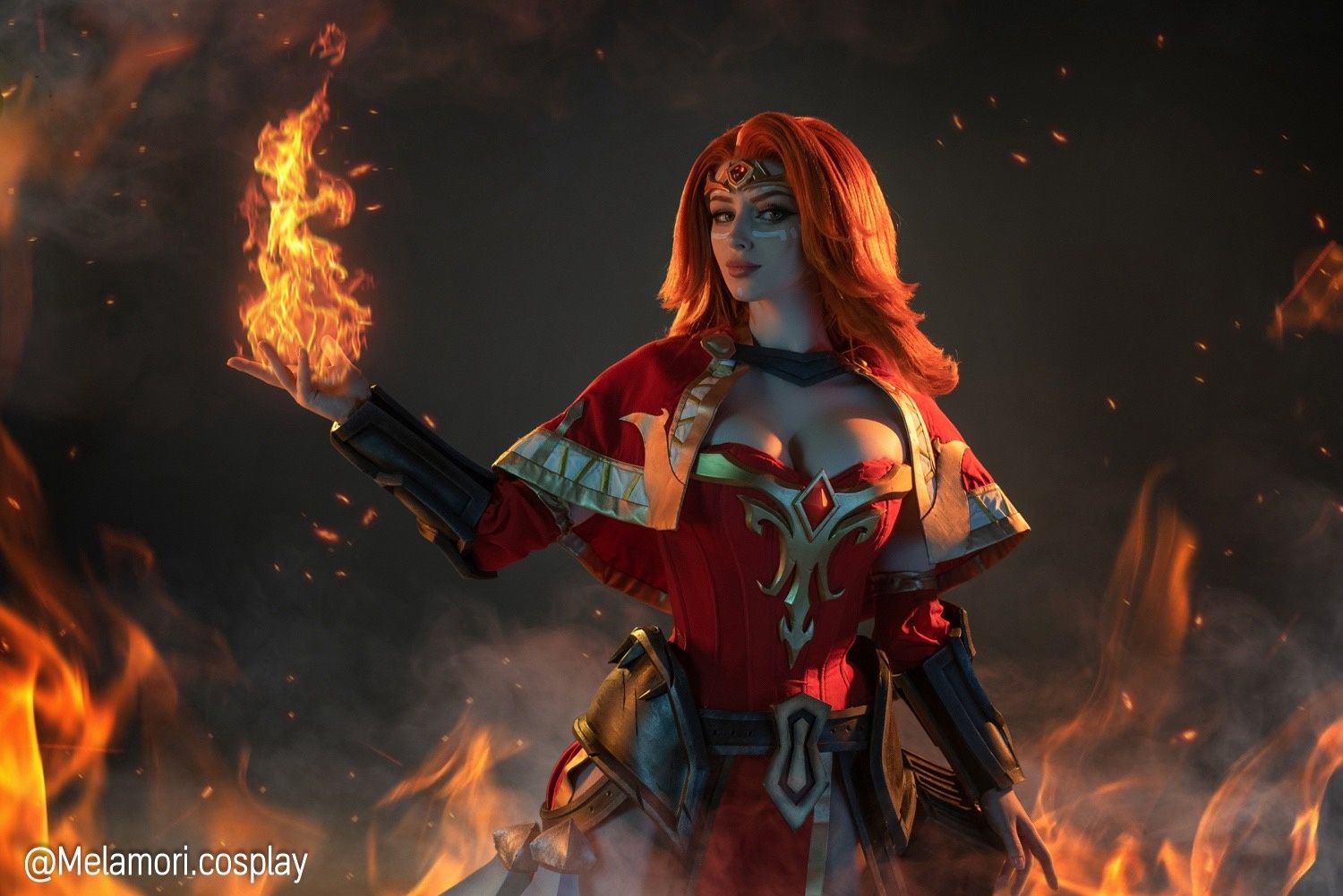 Косплей на Lina из Dota 2. Косплеер: Мария Lady Melamori Давыдова