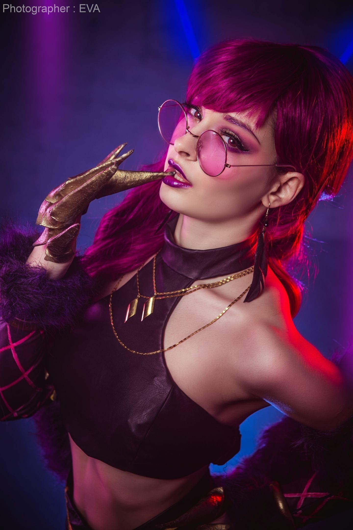 Косплей на Evelynn из K/DA. Фотограф: Ева Давыдова. Косплеер: Дарья Химэ. Источник: vk.com/eva_cosplay_photo