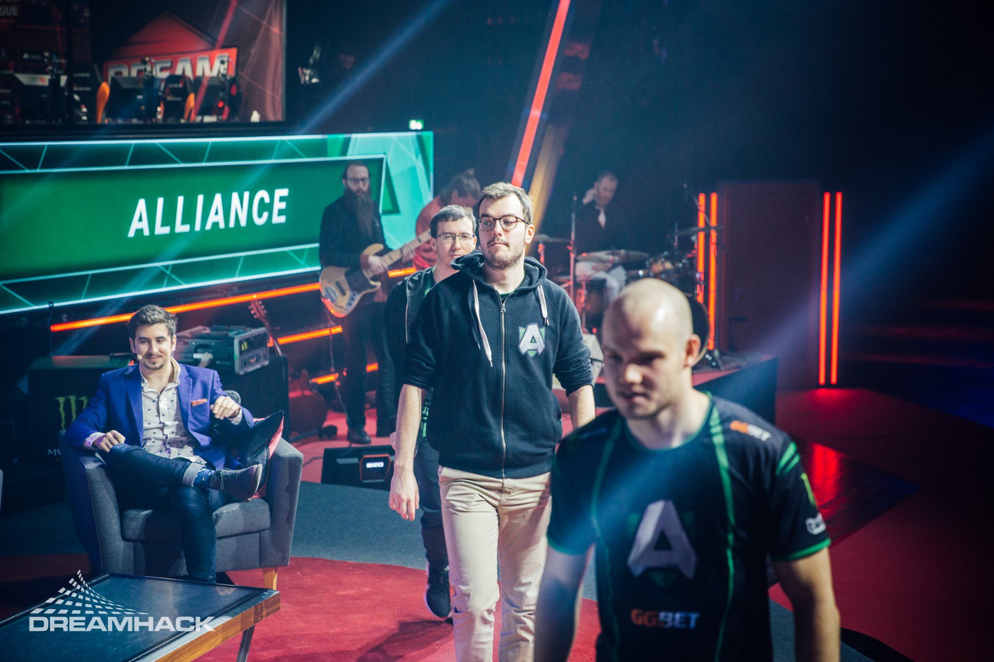 Alliance на DreamLeague Season 13. Источник: twitter.com/theAllianceGG