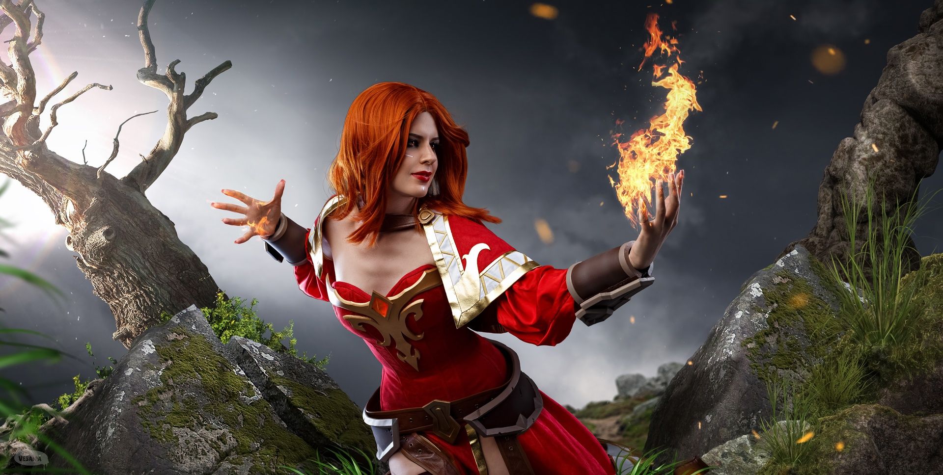 Косплей на Lina из Dota 2. Косплеер: Aneli. Фотограф: VESANIA. Источник: «ВКонтакте».