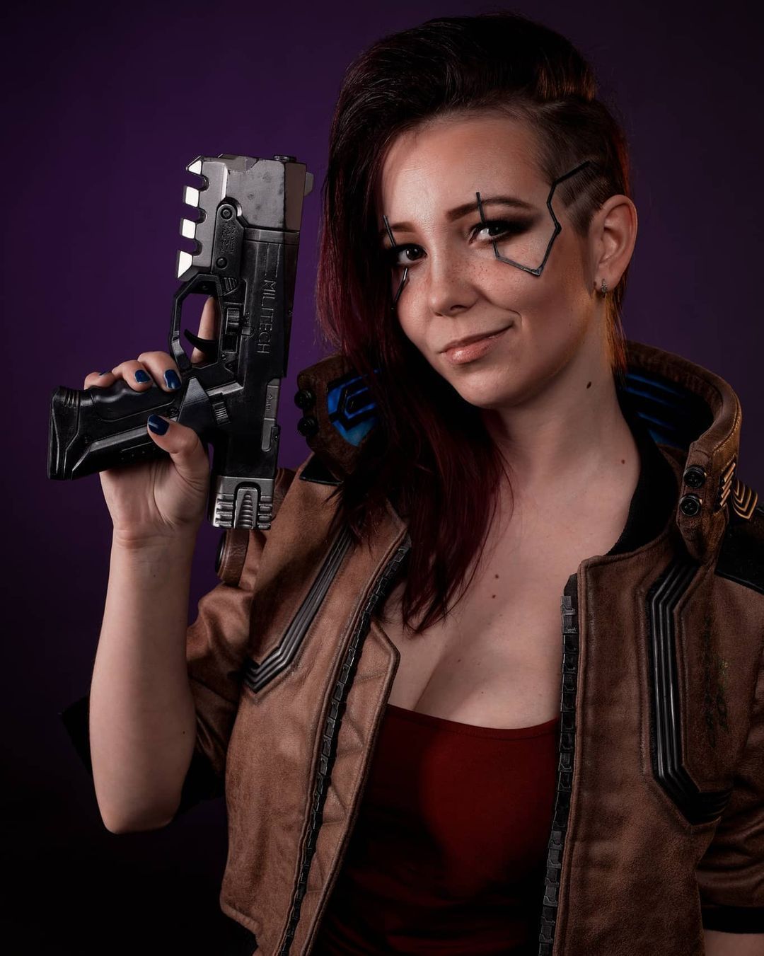 Косплей на V из Cyberpunk 2077. Модель: Ketrin. Источник: instagram.com/ketrincosplay