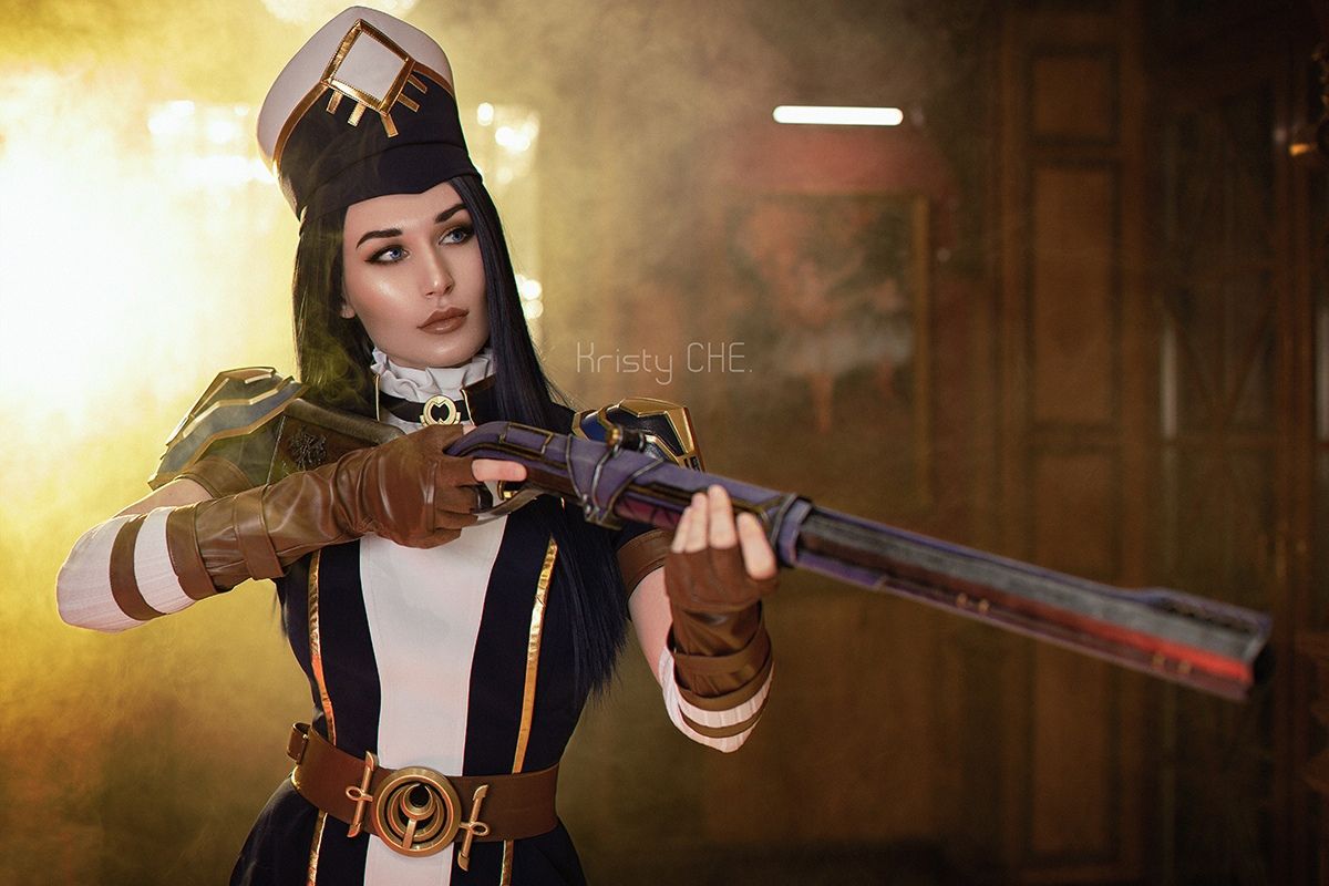 Косплей на Кейтлин из «Аркейна». Автор: Kristy CHE. Источник: vk.com/kristyche_cosplay