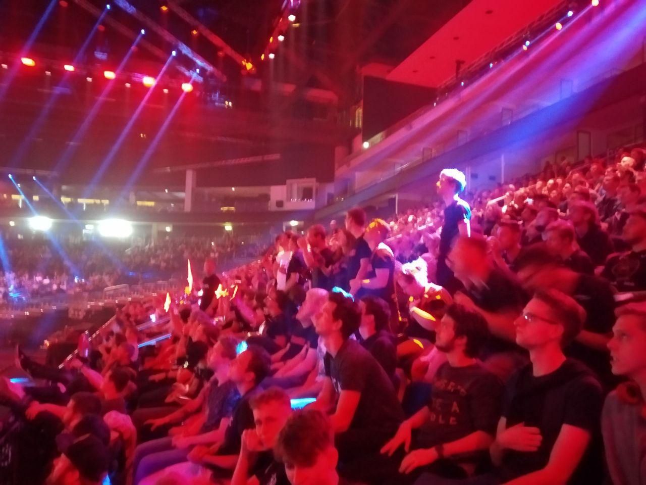 Болельщики на арене StarLadder Berlin Major 2019
Фото: Cybersport.ru