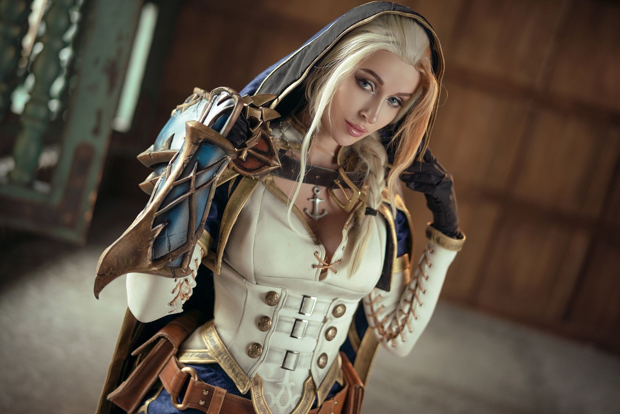 Косплей на Джайну Праудмур из World of Warcraft. Косплеер: Lera Himera. Фотограф: barabaka.jpg. Источник: vk.com/himeracosplay666