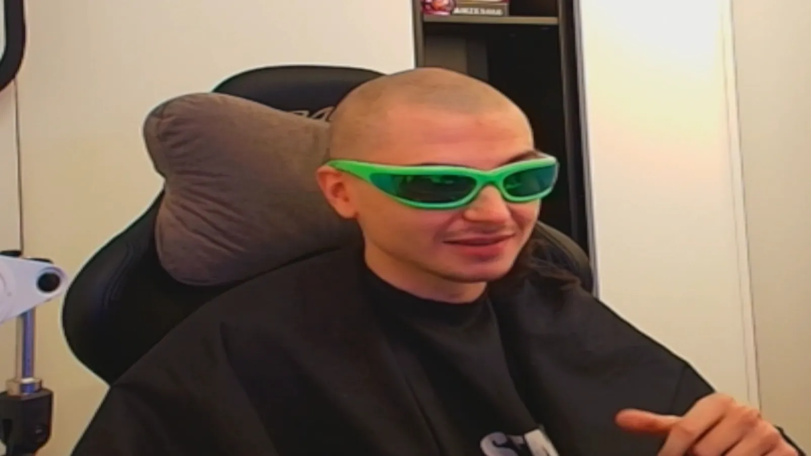 RAMZES666 после стрижки | Источник: twitch.tv/ramzes