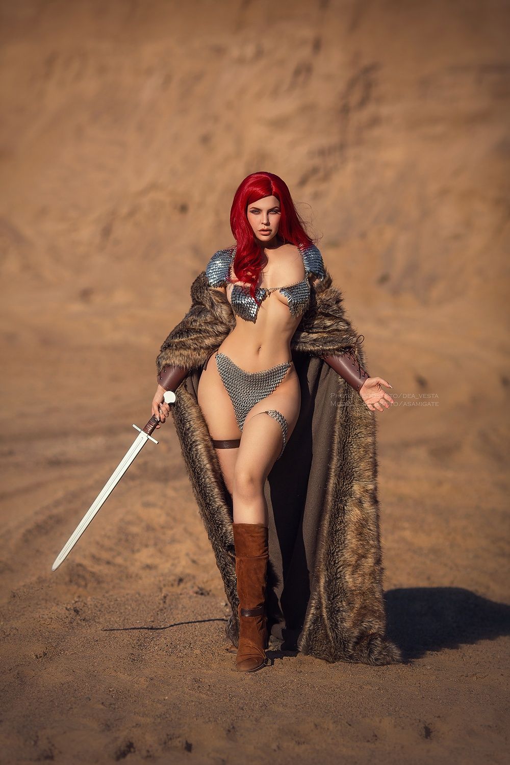 Косплей на Рыжую Соню (Marvel).  Косплеер: Юлия Asami Gate Шуенкова. Источник: vk.com/club226456766