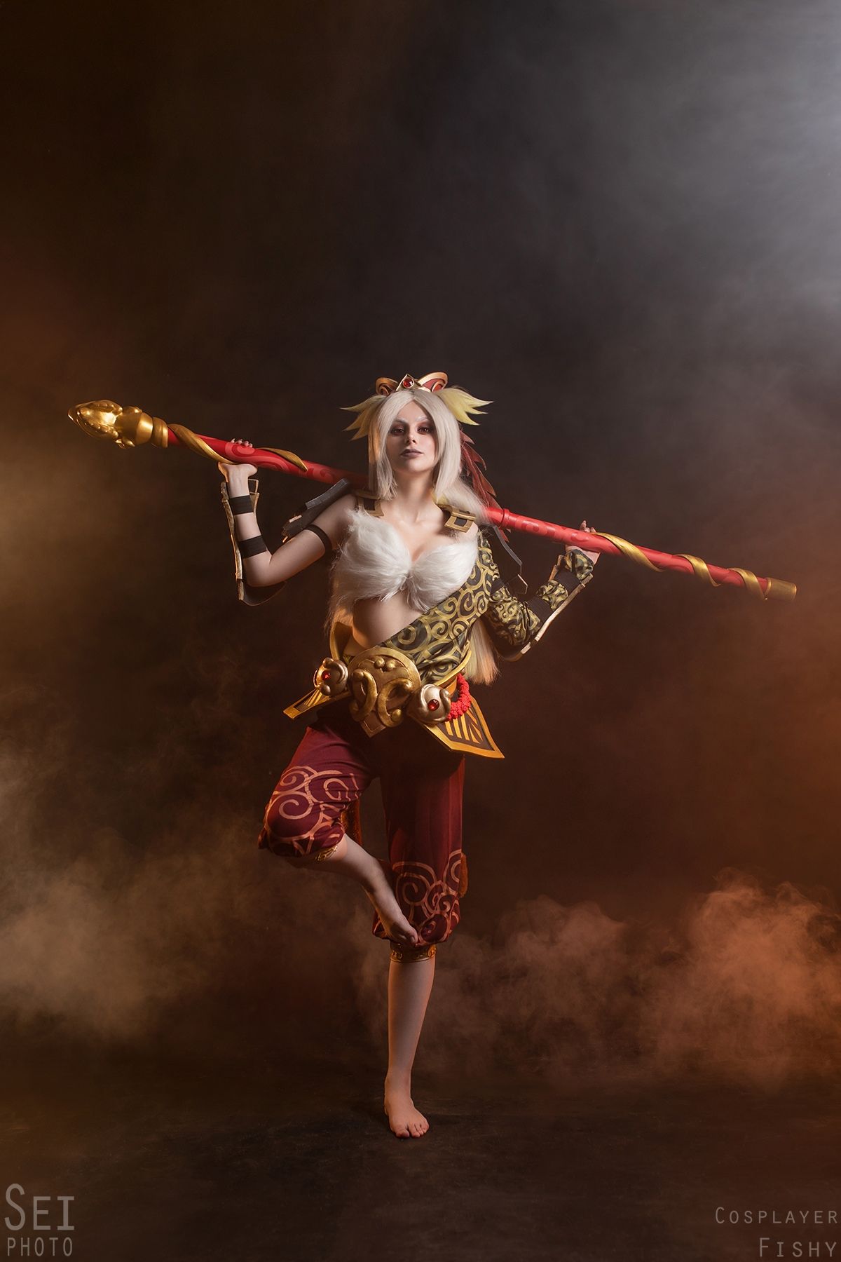 Косплей на Monkey King из Dota 2. Косплеер: Дарья Кравец. Фотограф: Sei Shin. Источник: vk.com/fishy3