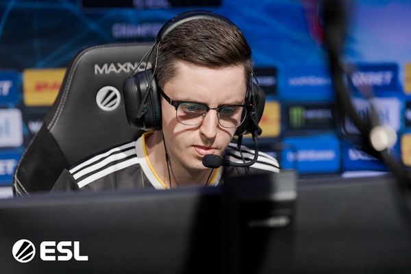 ApEX. Фото: ESL