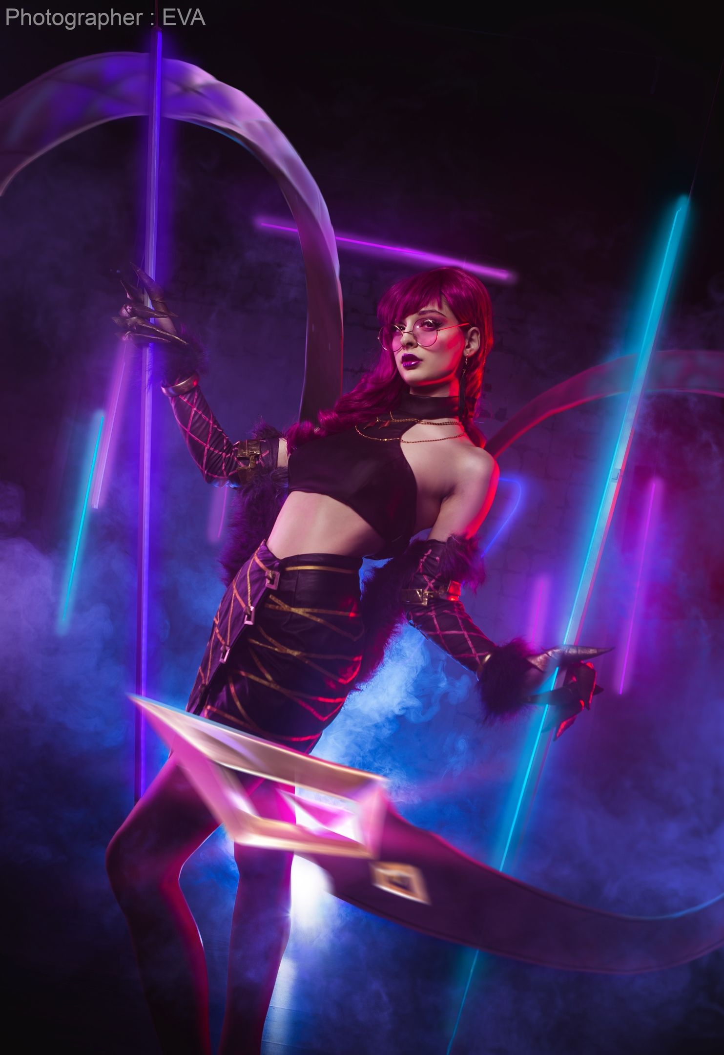 Косплей на Evelynn из K/DA. Фотограф: Ева Давыдова. Косплеер: Дарья Химэ. Источник: vk.com/eva_cosplay_photo