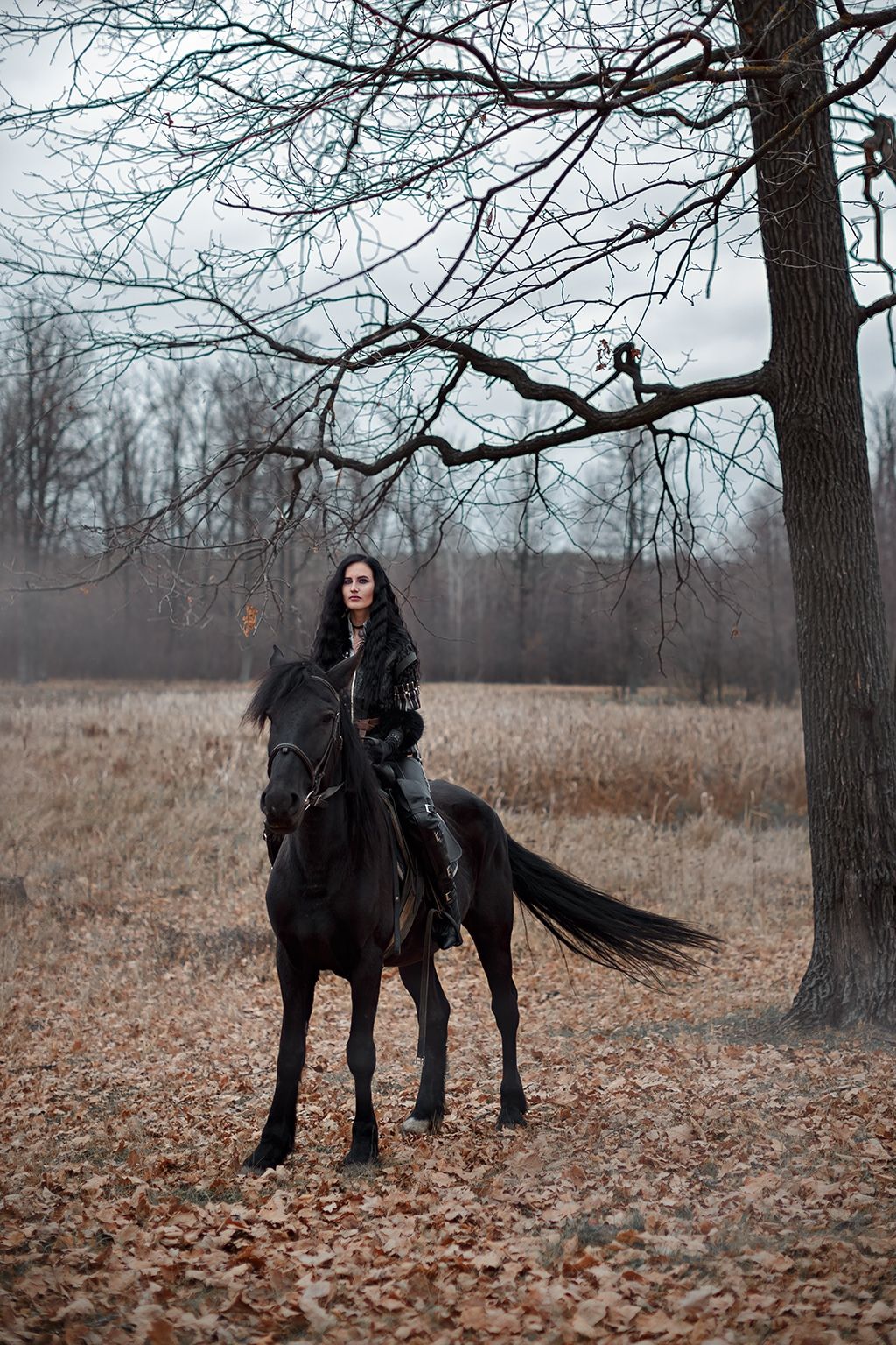 Косплей на Йеннифэр. Косплеер: Saint Hysteria. Фотограф: Елена Весания. Источник: vk.com/elena_vesania