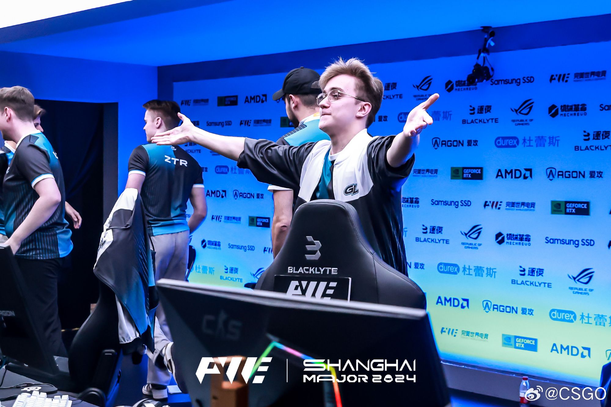 FL4MUS на Perfect World Shanghai Major 2024 | Источник: shmajor2024.pwesports.cn