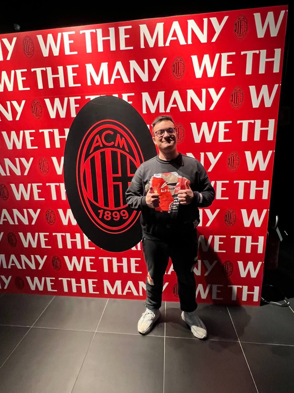 В Casa Milan в Милане 