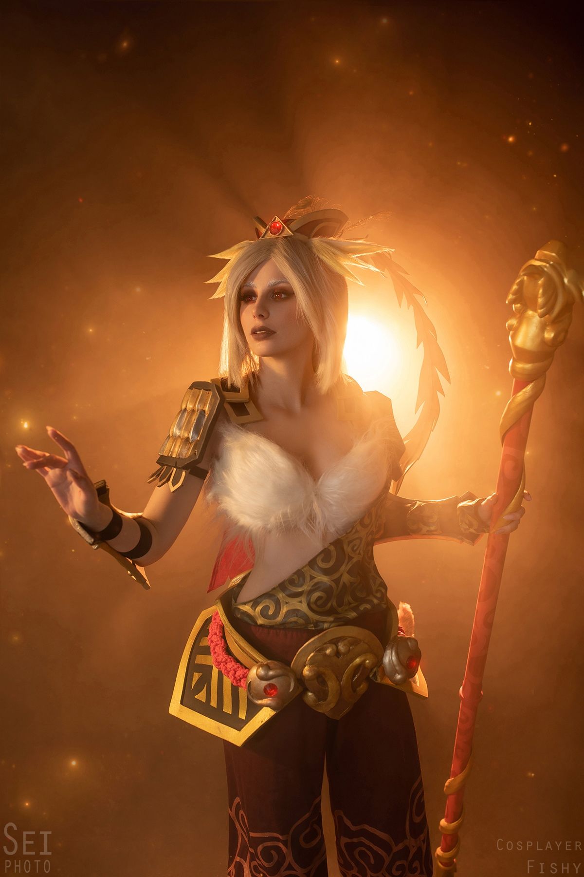 Косплей на Monkey King из Dota 2. Косплеер: Дарья Кравец. Фотограф: Sei Shin. Источник: vk.com/fishy3