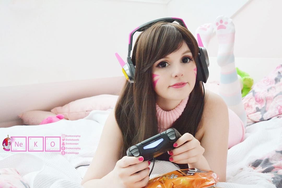 Косплей на D.Va от девушки из Германии NekoSchneko. Источник: instagram.com/enekocosplay