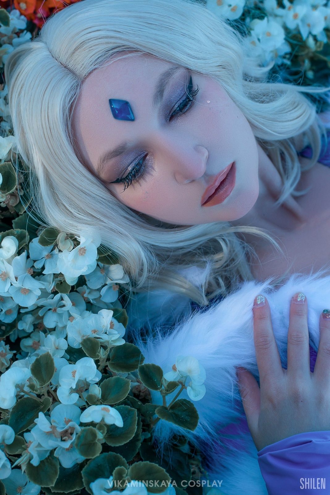 Косплей на Crystal Maiden из Dota 2. Косплеер: Vikaminskaya. Фотограф: Shilen. Источник: vk.com/vikaminskaya_cosplayer