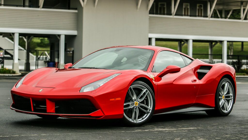  Ferrari 488 GTB &mdash; машина, которую обещал подарить Ван Сыцун