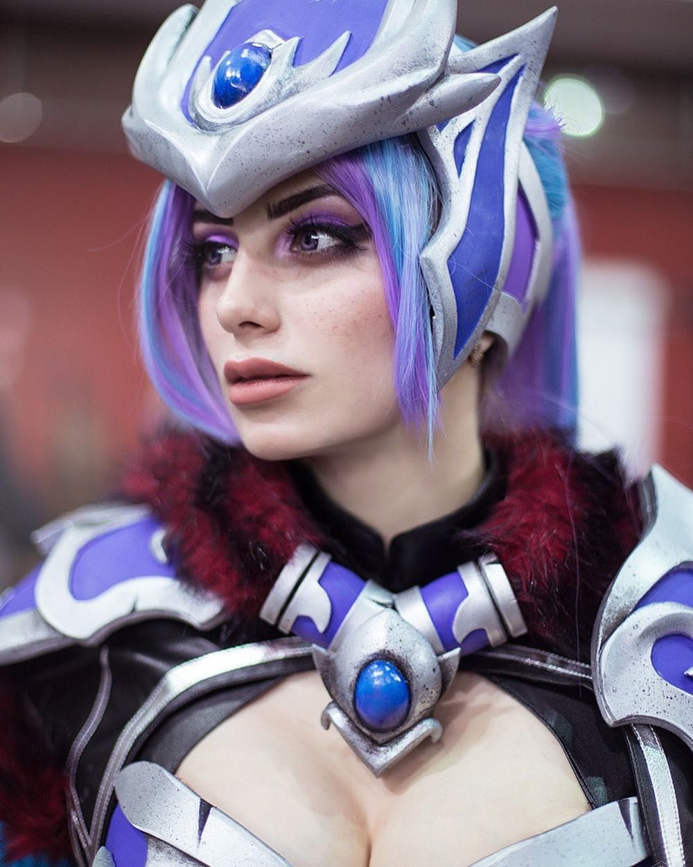 Косплей на Luna из Dota 2. Косплеер: Дарья Кравец. Источник: instagram.com/fishy_cosplay/