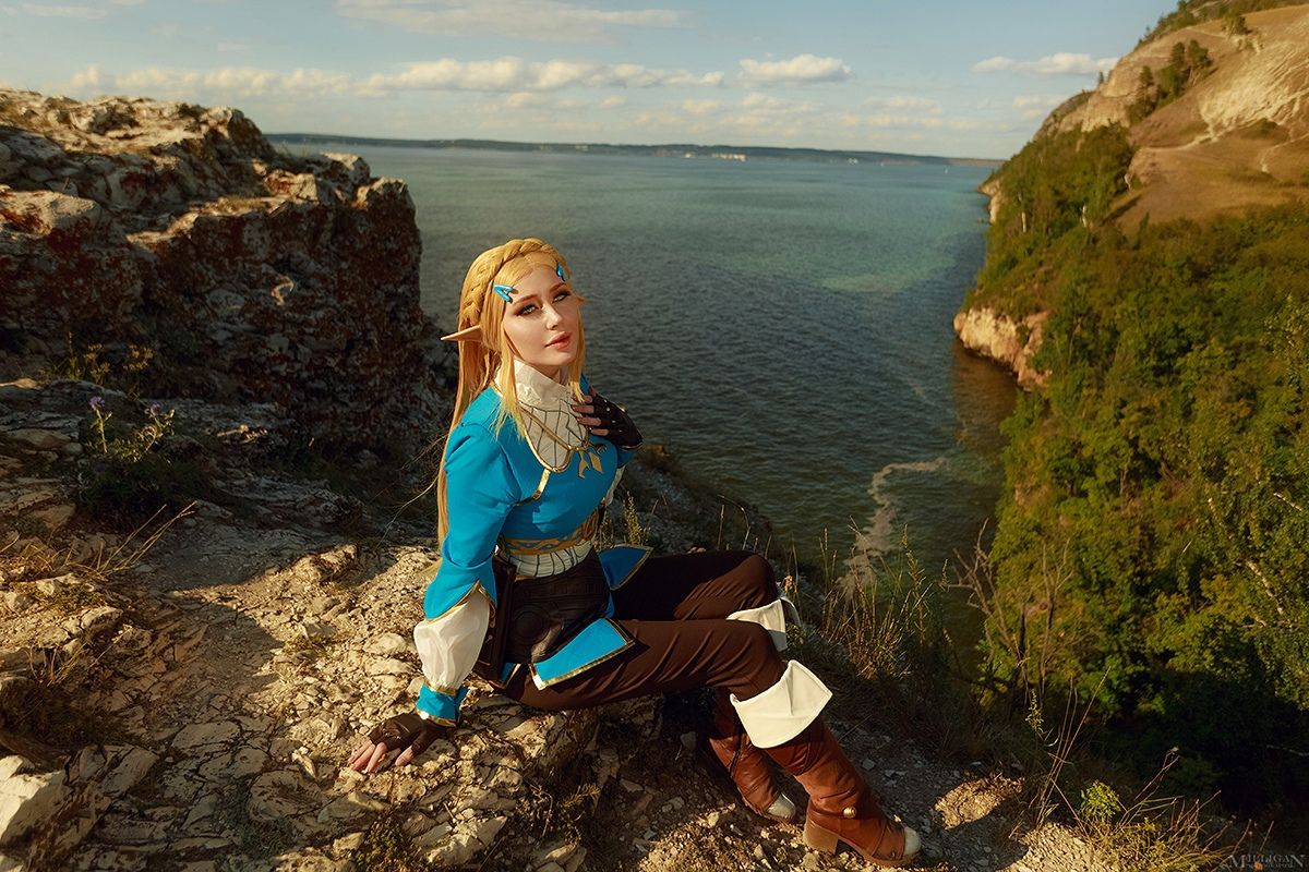 Косплей на принцессу Зельду из The Legend of Zelda: Breath of the Wild. Косплеер: Виктория Кот. Фотограф: Виктория Романова. Источник: vk.com/milliganphotos