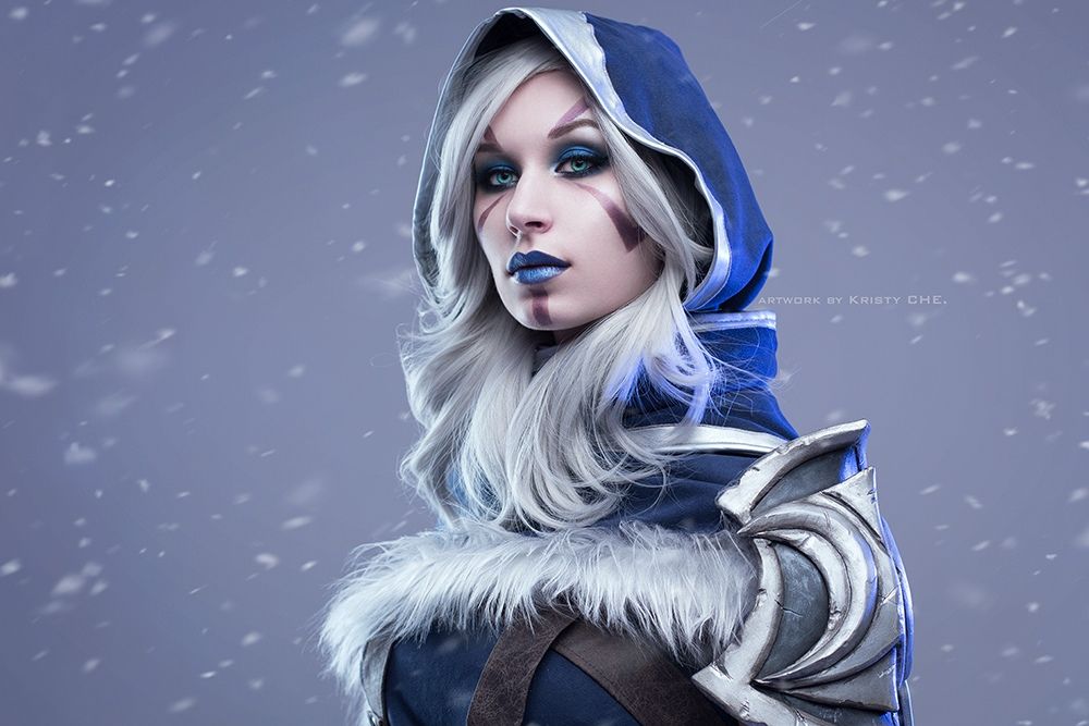 Косплей на Drow Ranger. Косплеер: Кристина Черниговская. Источник: vk.com/kristyche_cosplay