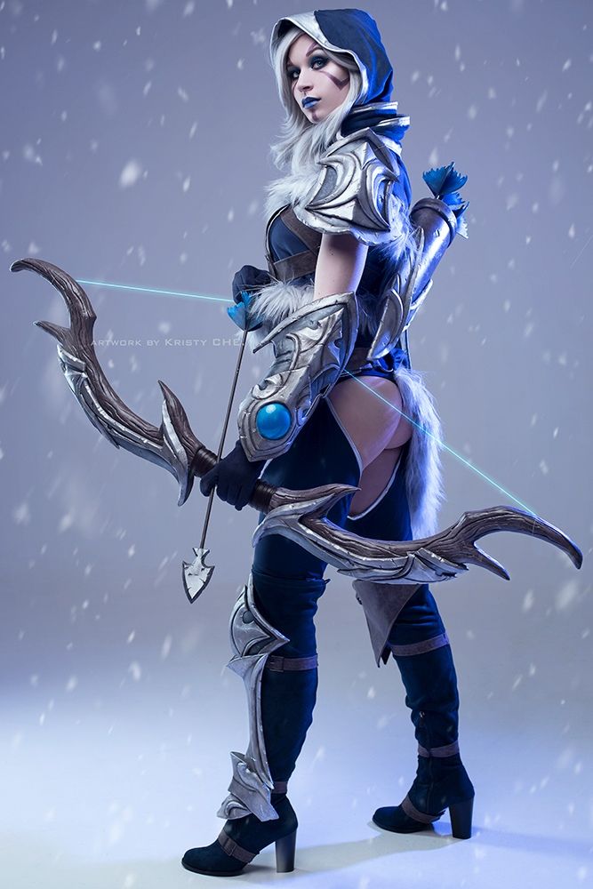 Косплей на Drow Ranger. Косплеер: Кристина Черниговская. Источник: vk.com/kristyche_cosplay