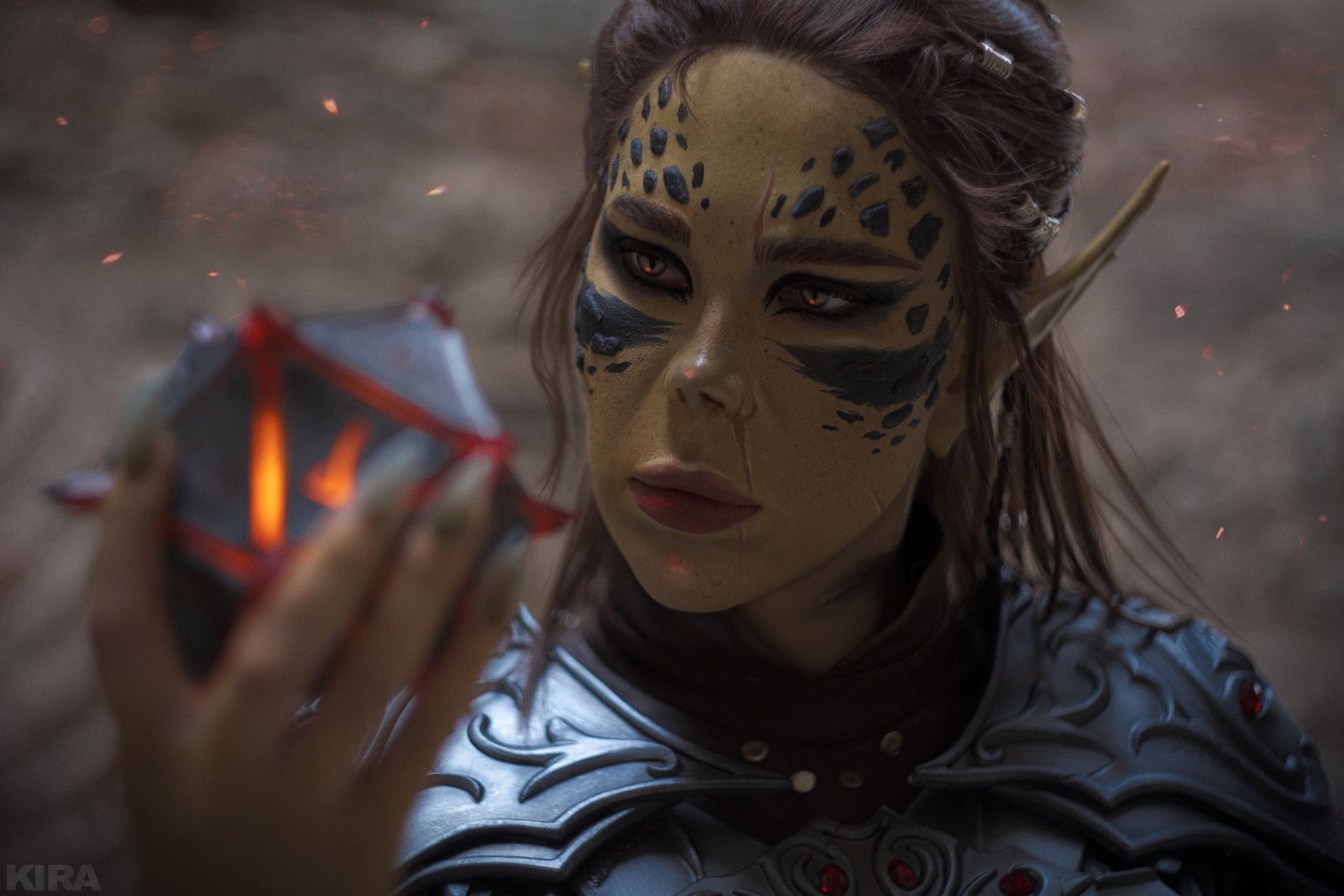 Косплей на Лаэзель из Baldur’s Gate 3. Косплеер: Frau Haku. Фотограф: KIRA. Источник: «ВКонтакте»