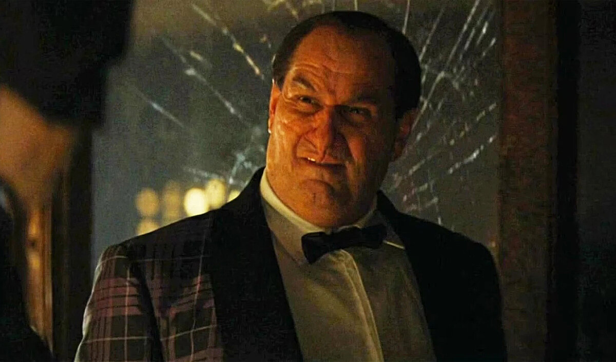 Кадр из сериала «Пингвин»