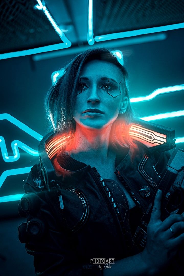 Косплей на Ви из Cyberpunk 2077. Косплеер: Анна Алексеева. Фотограф: Дмитрий Габдукаев. Источник: vk.com/brickus_cosplay