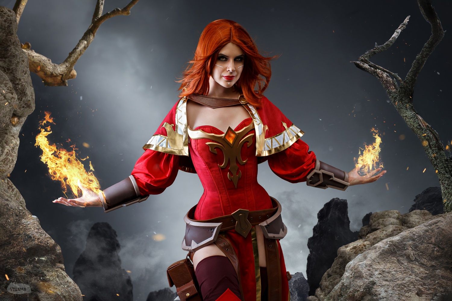 Косплей на Lina из Dota 2. Косплеер: Aneli. Фотограф: VESANIA. Источник: «ВКонтакте».