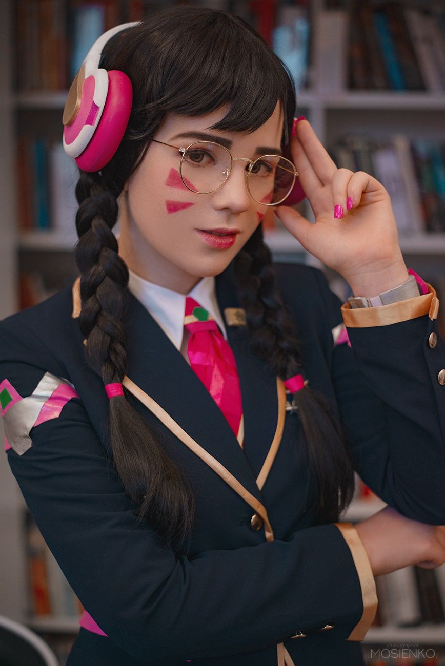 Косплей на Academy D.Va. Косплеер: Станислава Анушкина. Фотограф: Елизавета Мосиенко. Источник: https://vk.com/phelizavetamos_spb